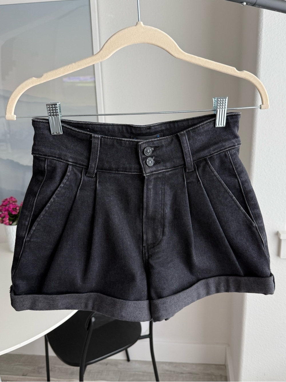 PAIGE Beth Shorts